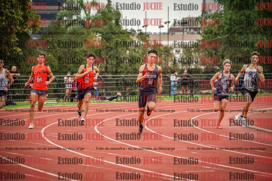 Fotos de los 800 m llanos de varones