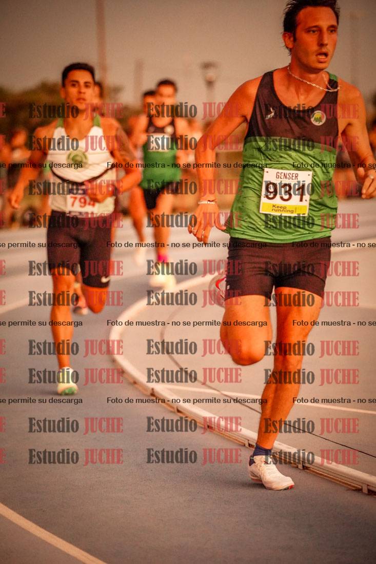 Fotos de los 3000 m llanos de varones