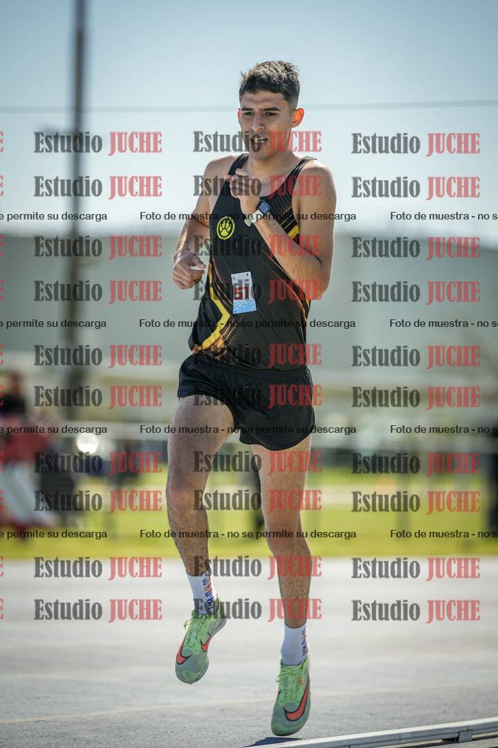 Fotos de los 5000 m llanos de mujeres y varones