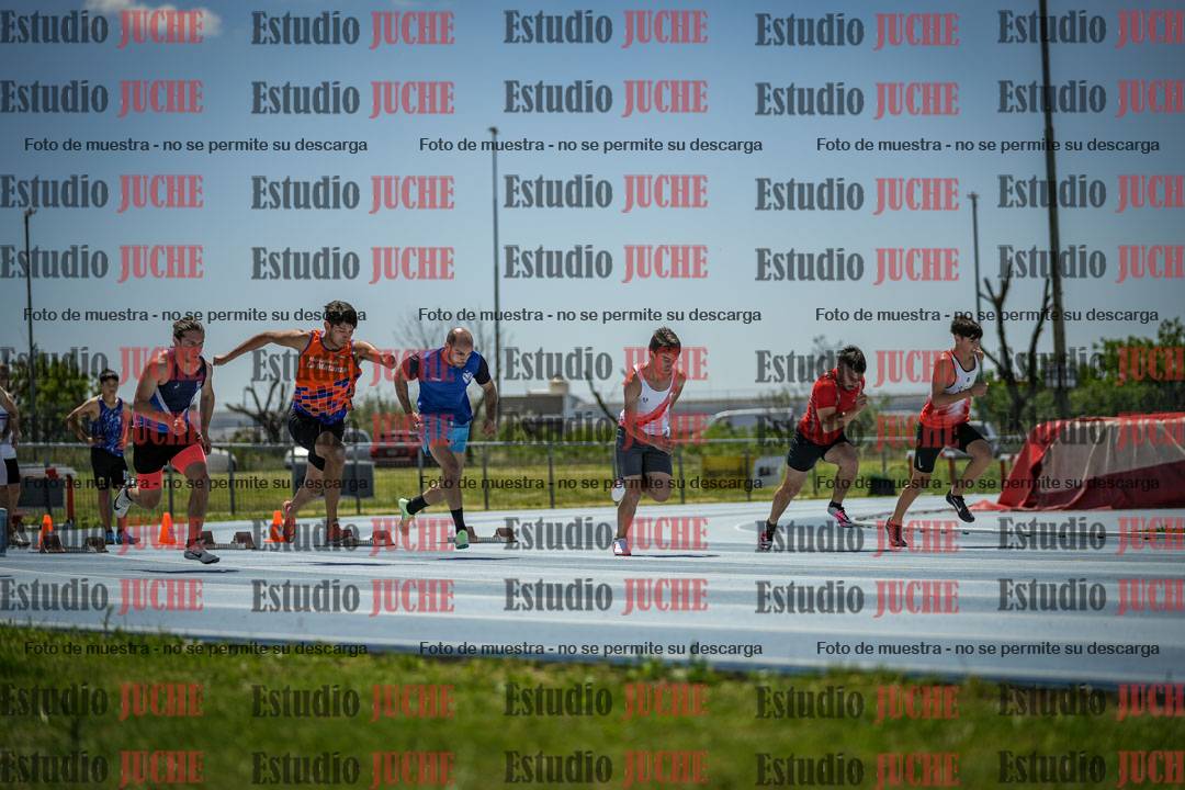 Fotos de los 100 m llanos de varones