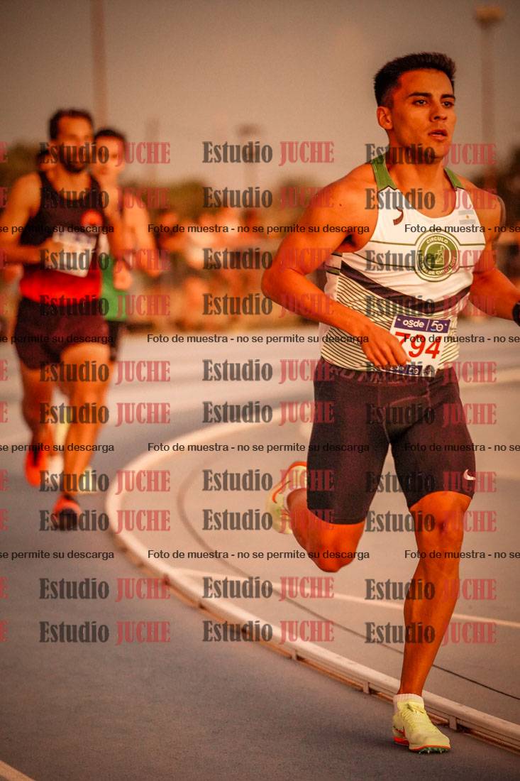 Fotos de los 3000 m llanos de varones