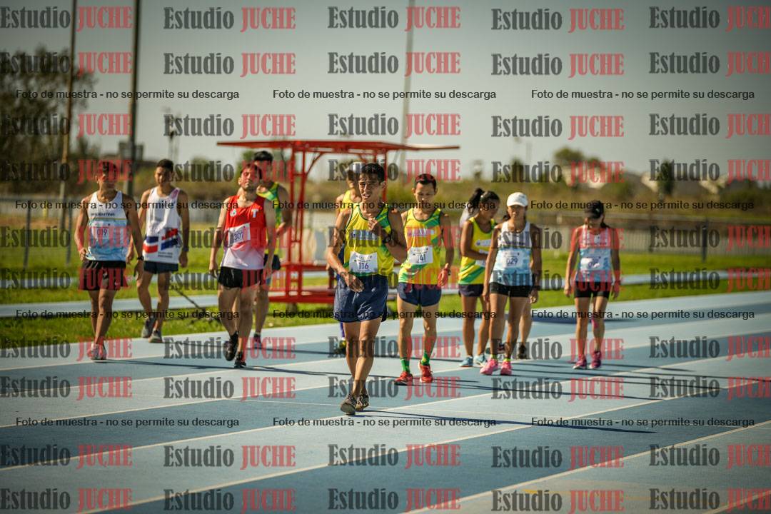 Fotos de los 5000mts de mujeres y varones  LIBRE/MASTER - FINAL