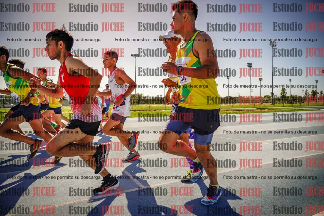 Fotos de los 5000mts de mujeres y varones  LIBRE/MASTER - FINAL