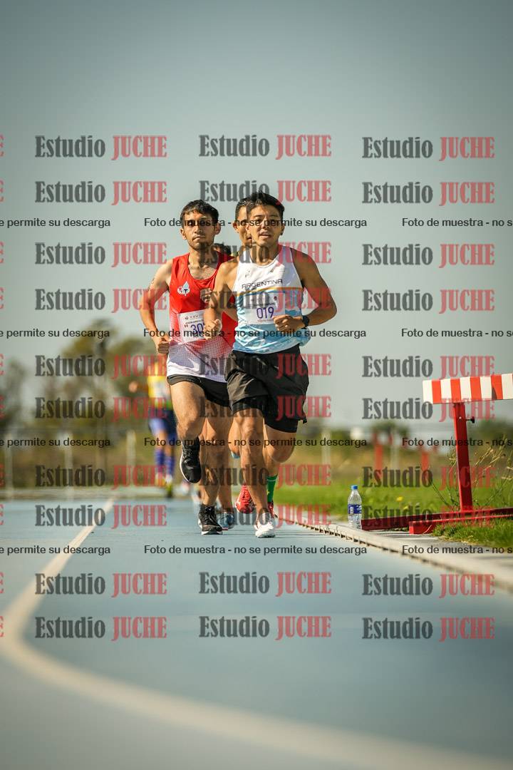 Fotos de los 5000mts de mujeres y varones  LIBRE/MASTER - FINAL