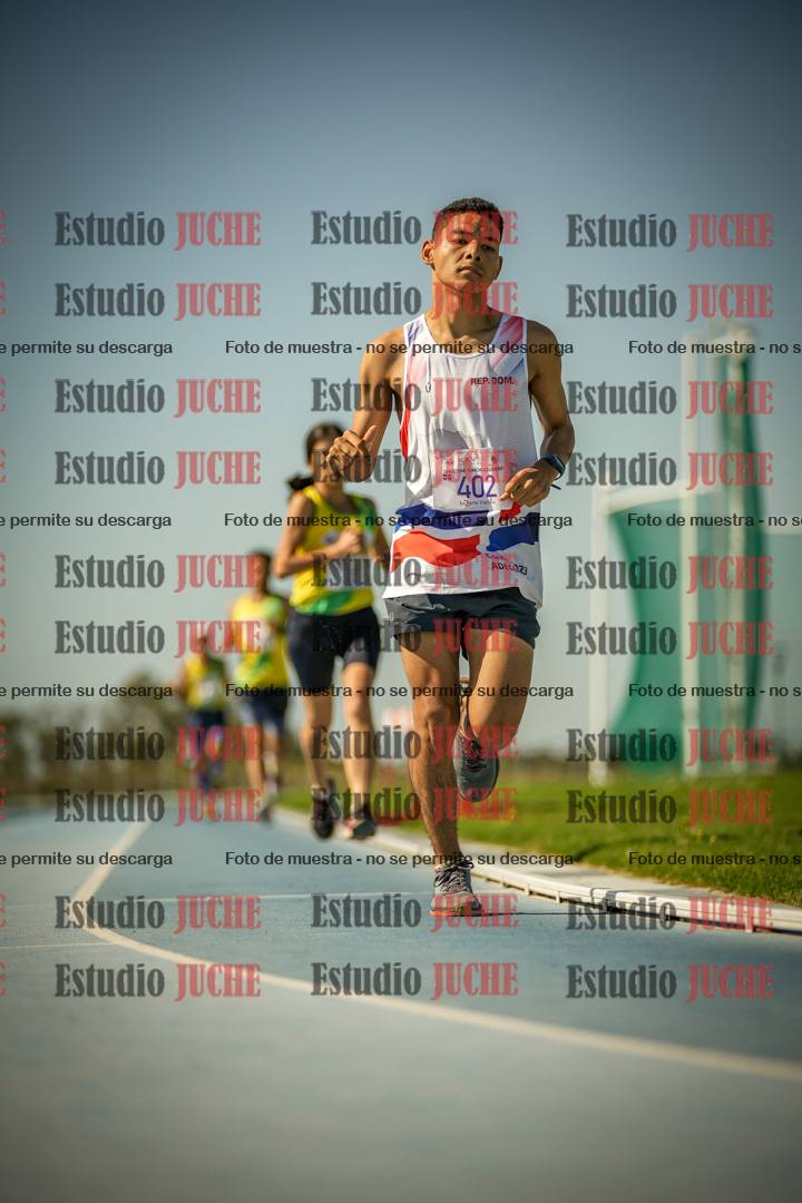 Fotos de los 5000mts de mujeres y varones  LIBRE/MASTER - FINAL