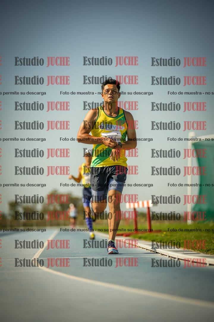 Fotos de los 5000mts de mujeres y varones  LIBRE/MASTER - FINAL