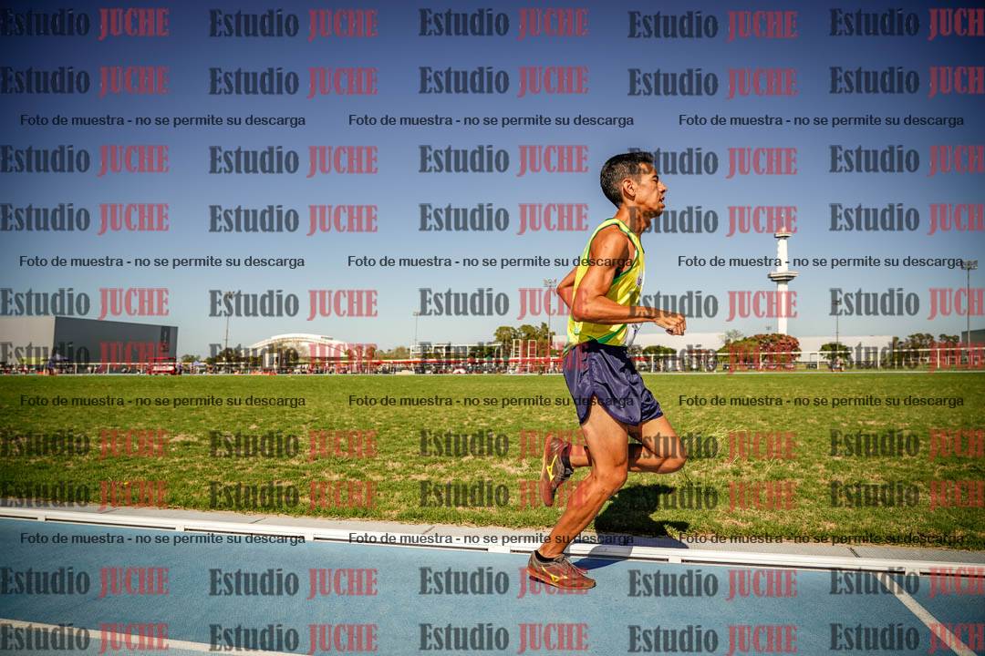 Fotos de los 5000mts de mujeres y varones  LIBRE/MASTER - FINAL