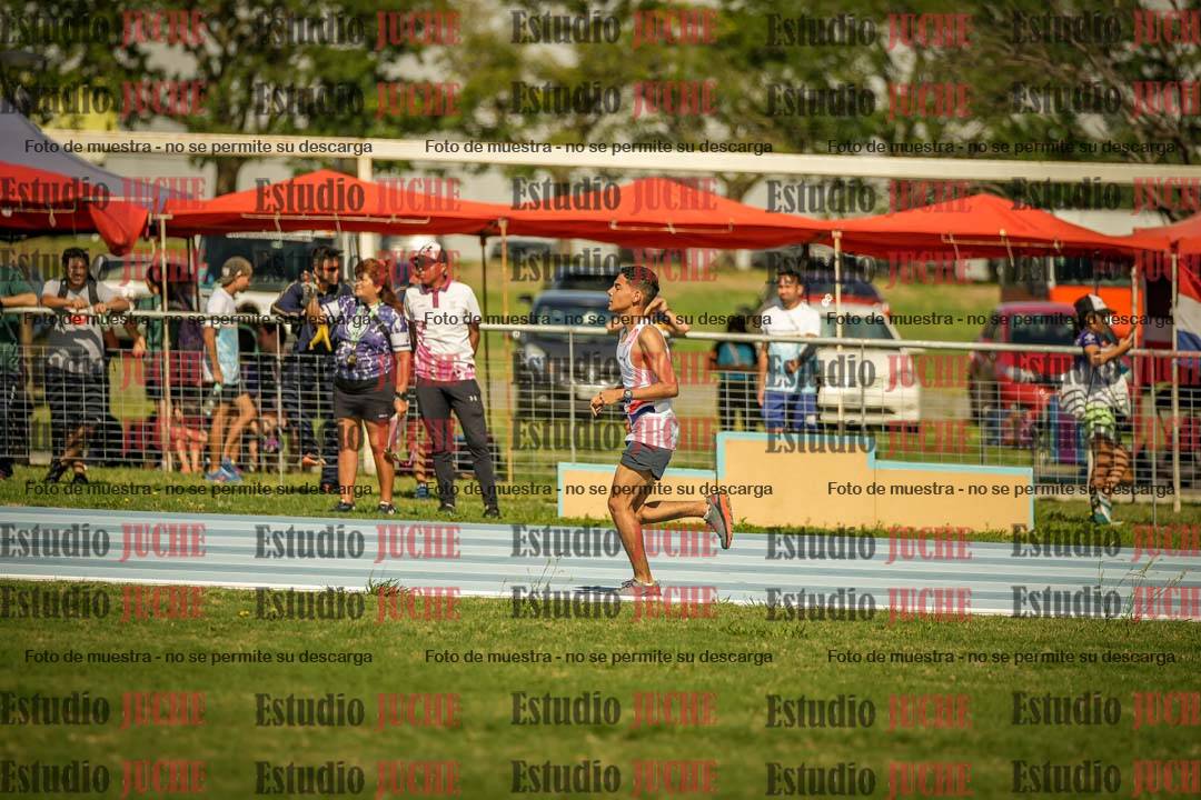 Fotos de los 5000mts de mujeres y varones  LIBRE/MASTER - FINAL