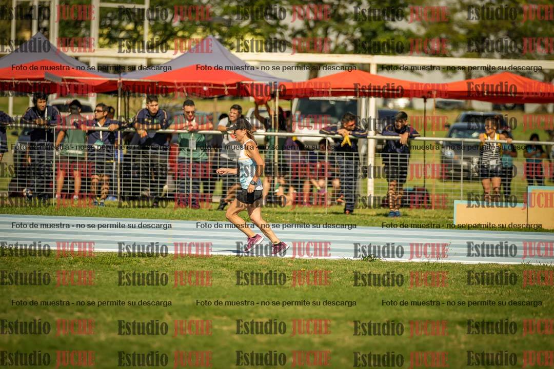 Fotos de los 5000mts de mujeres y varones  LIBRE/MASTER - FINAL