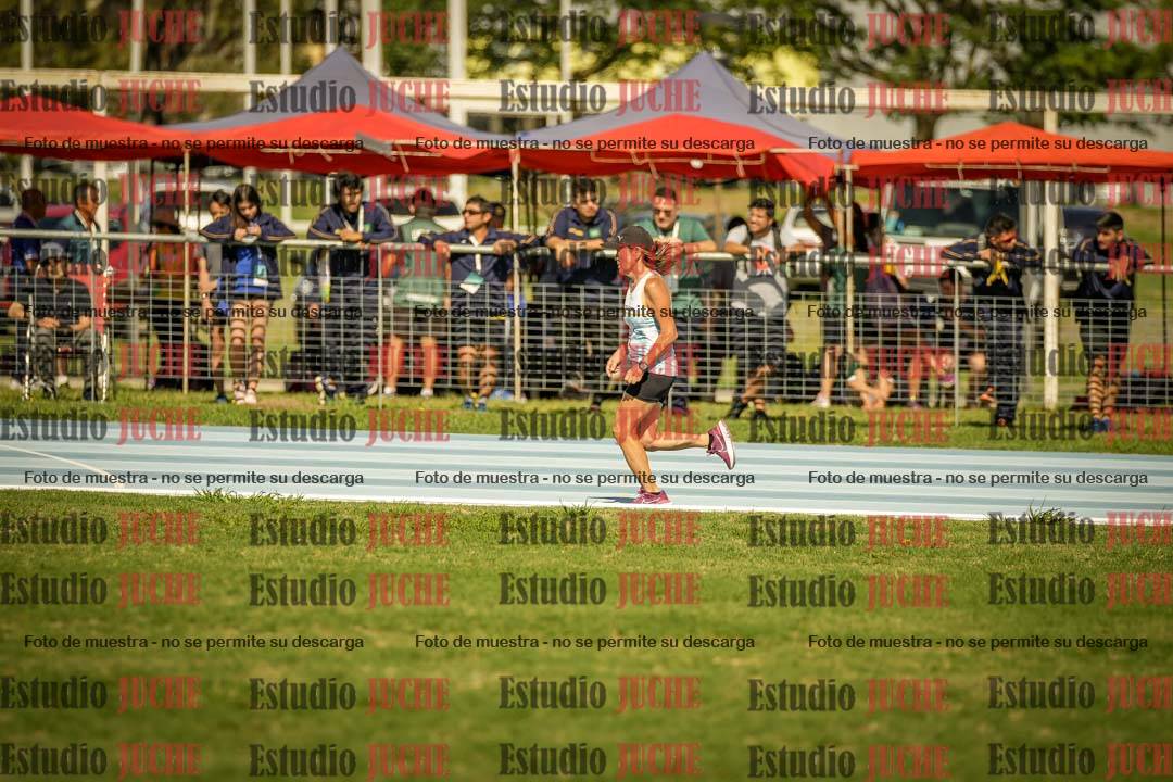 Fotos de los 5000mts de mujeres y varones  LIBRE/MASTER - FINAL