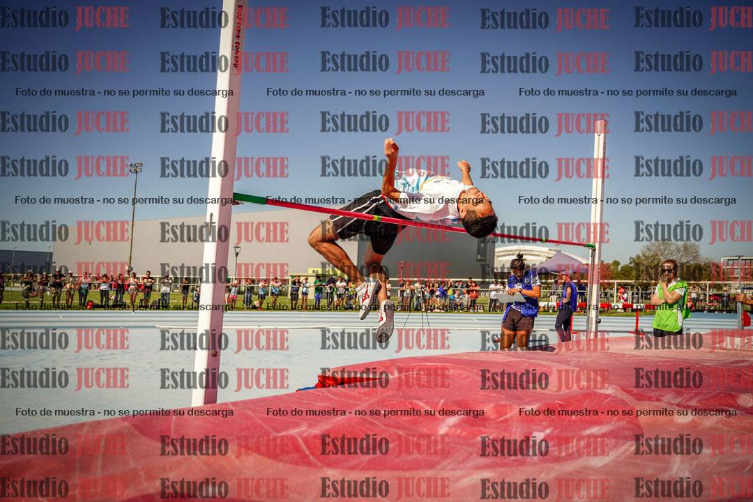 Fotos del salto en alto de varones LIBRE - FINAL