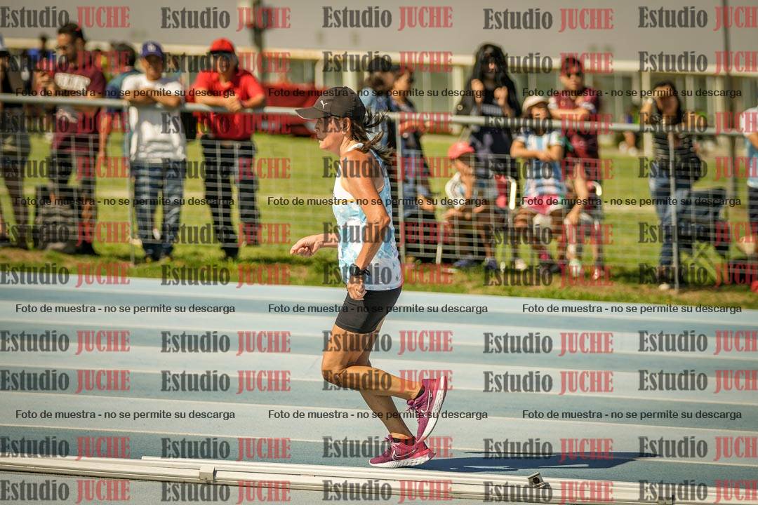 Fotos de los 5000mts de mujeres y varones  LIBRE/MASTER - FINAL