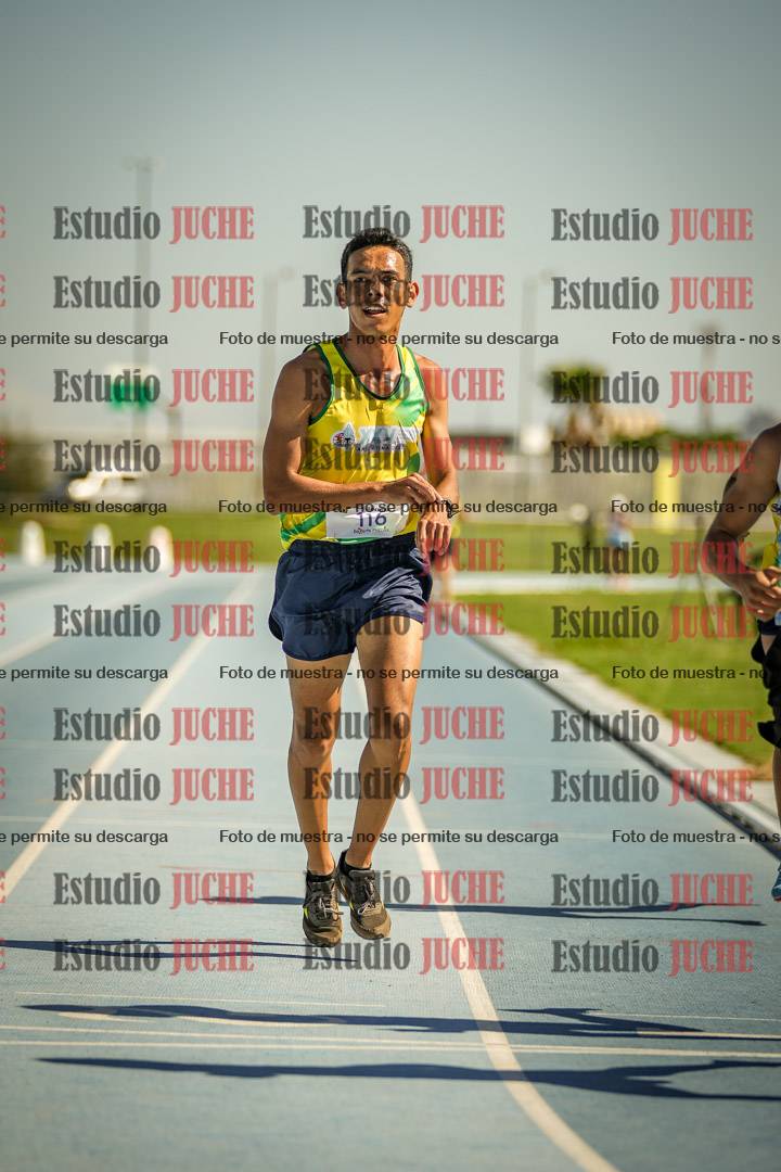 Fotos de los 5000mts de mujeres y varones  LIBRE/MASTER - FINAL