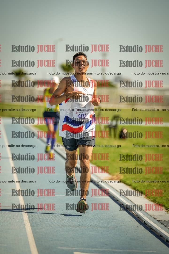 Fotos de los 5000mts de mujeres y varones  LIBRE/MASTER - FINAL