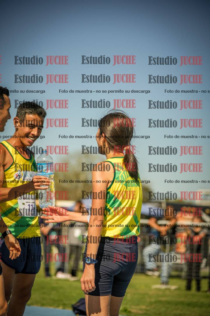 Fotos de los 5000mts de mujeres y varones  LIBRE/MASTER - FINAL