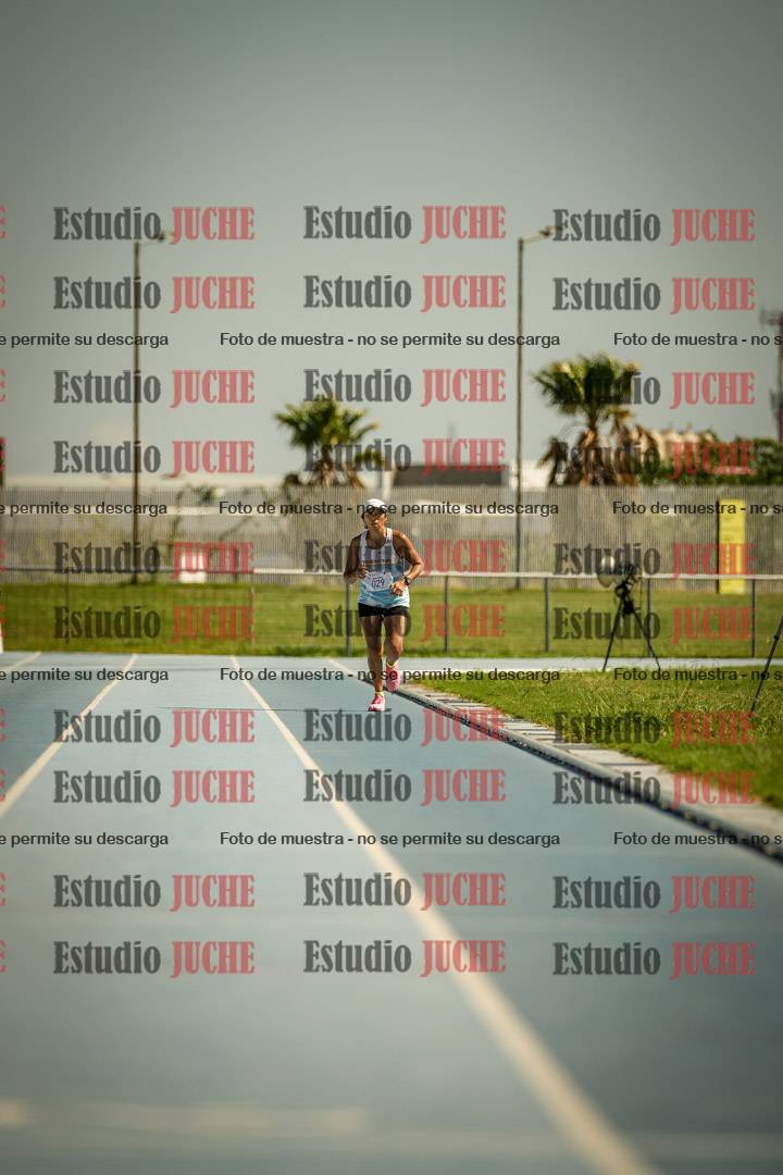 Fotos de los 5000mts de mujeres y varones  LIBRE/MASTER - FINAL