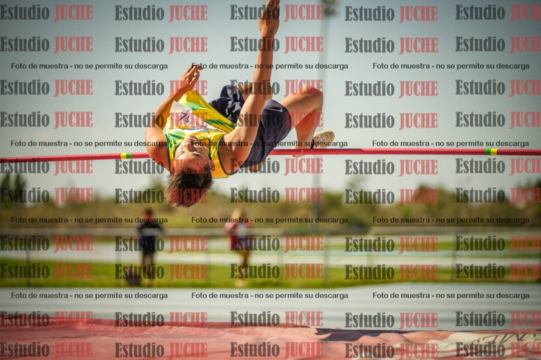 Fotos del salto en alto de varones LIBRE - FINAL