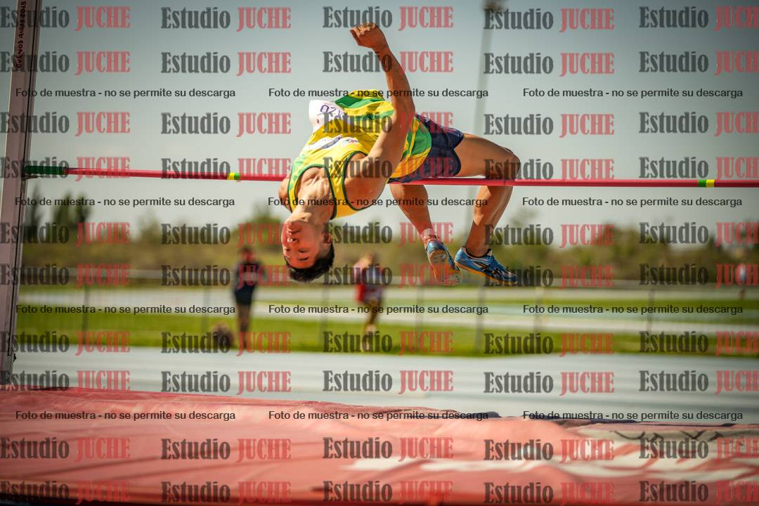 Fotos del salto en alto de varones LIBRE - FINAL