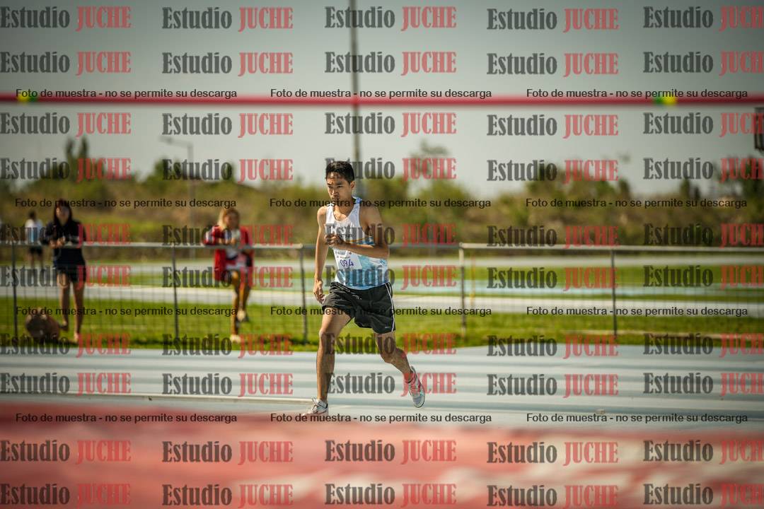 Fotos del salto en alto de varones LIBRE - FINAL
