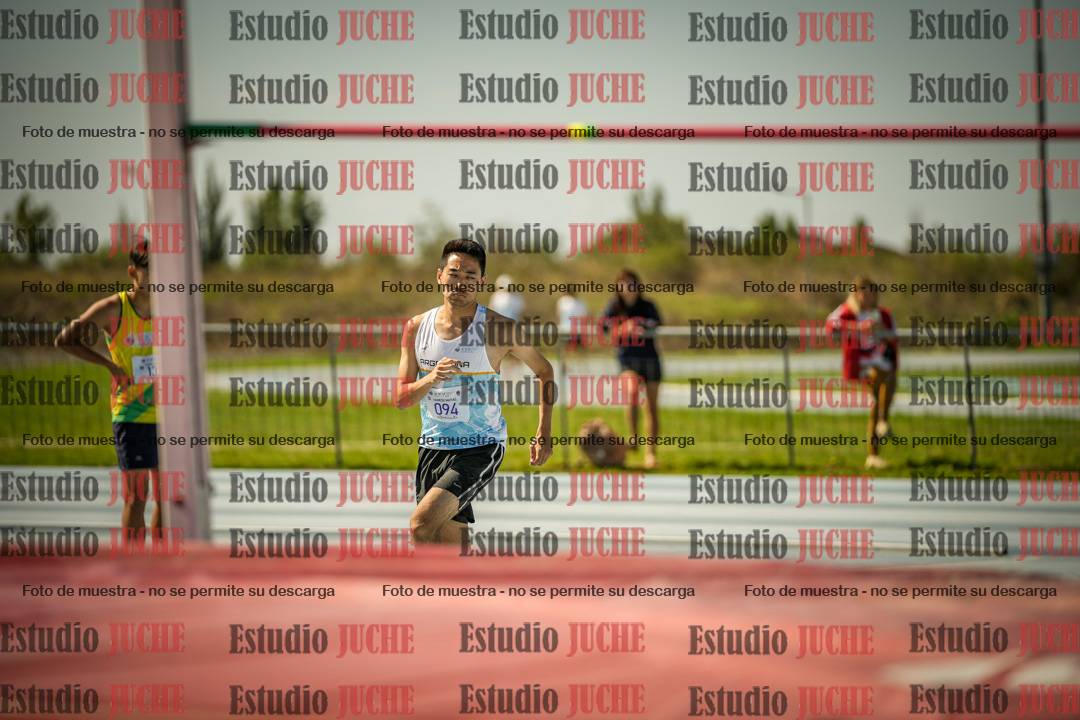 Fotos del salto en alto de varones LIBRE - FINAL