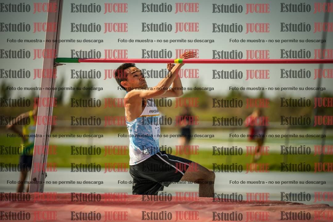 Fotos del salto en alto de varones LIBRE - FINAL