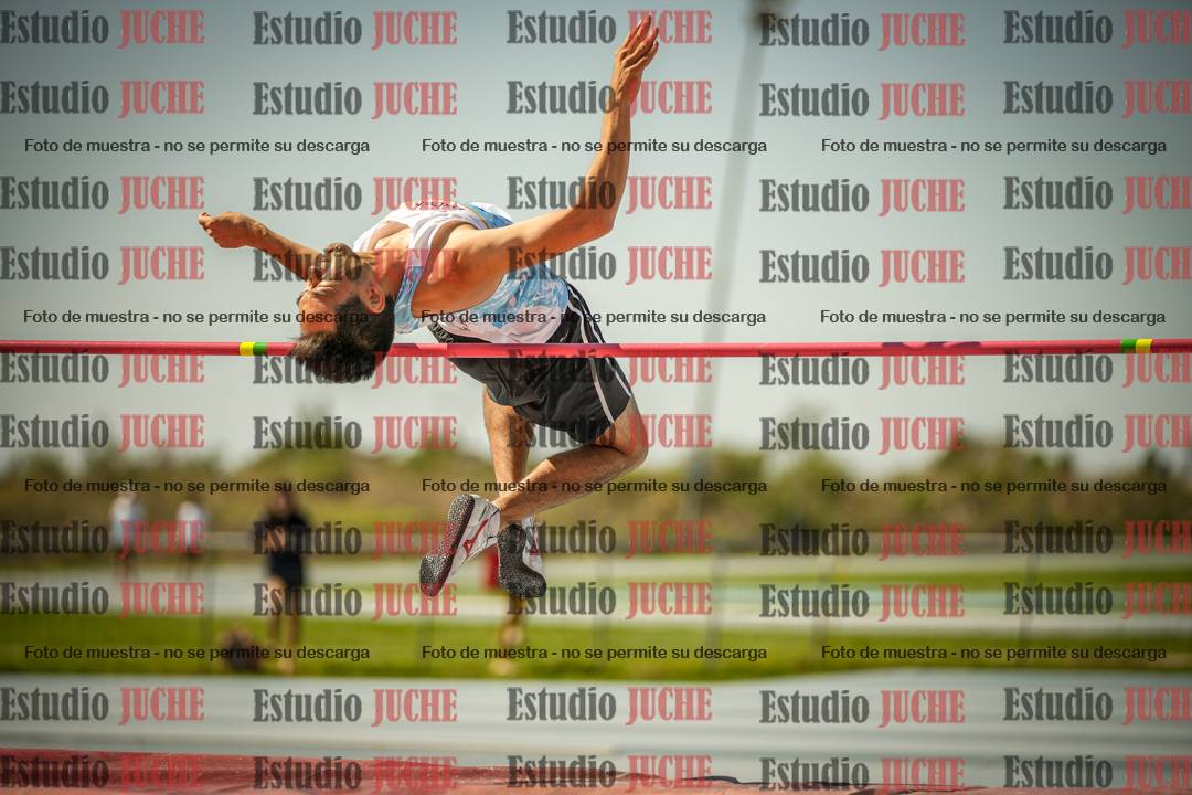 Fotos del salto en alto de varones LIBRE - FINAL