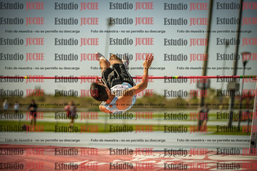 Fotos del salto en alto de varones LIBRE - FINAL