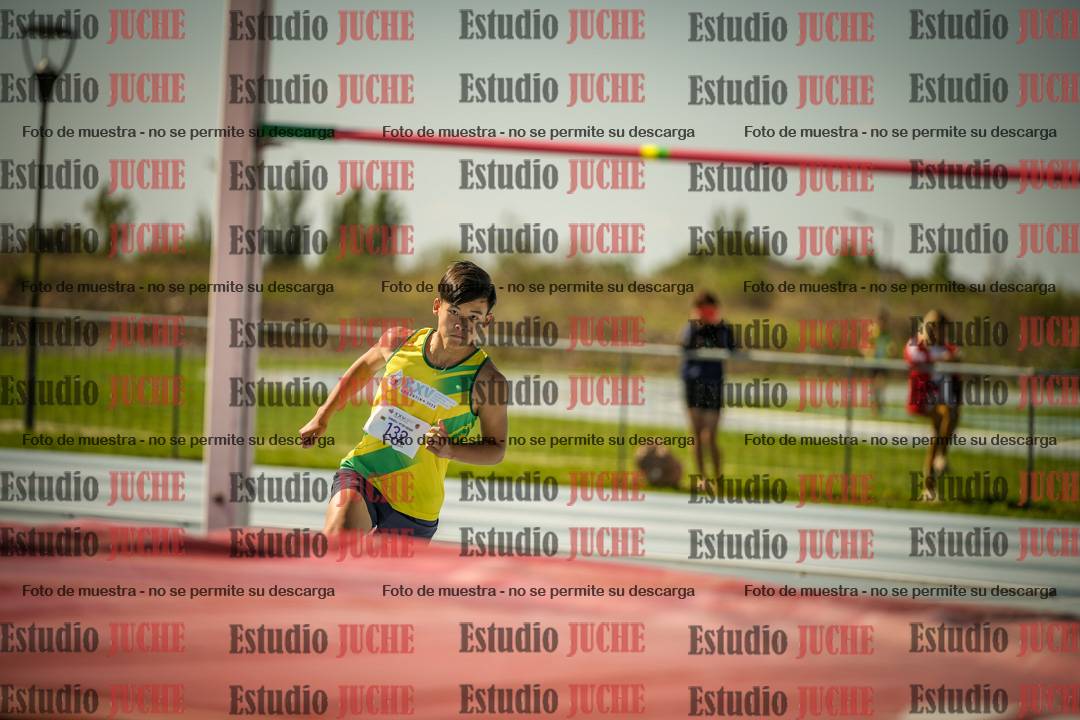 Fotos del salto en alto de varones LIBRE - FINAL