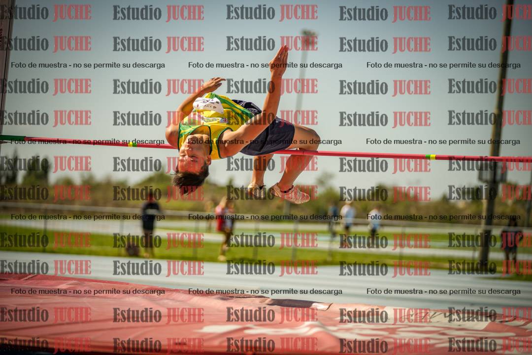 Fotos del salto en alto de varones LIBRE - FINAL