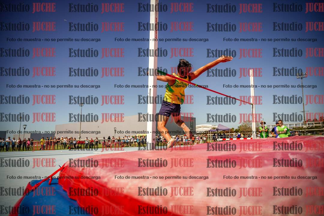Fotos del salto en alto de varones LIBRE - FINAL