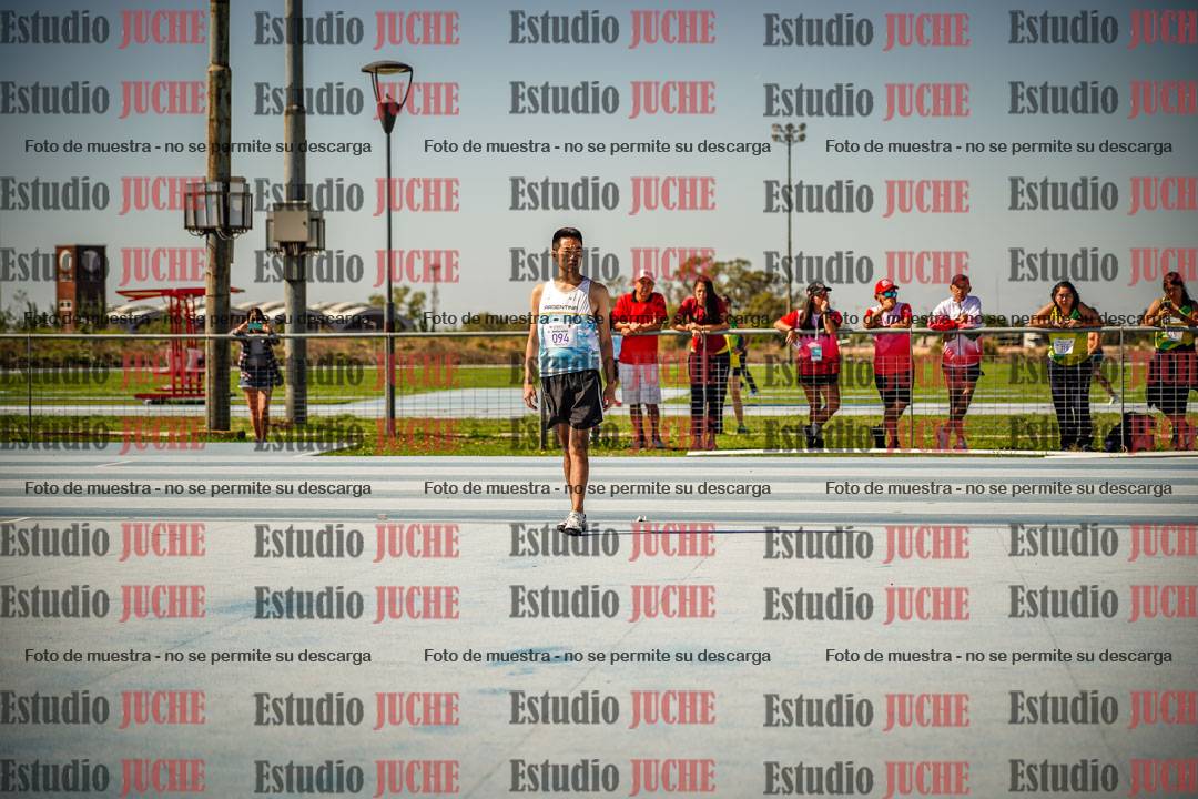 Fotos del salto en alto de varones LIBRE - FINAL
