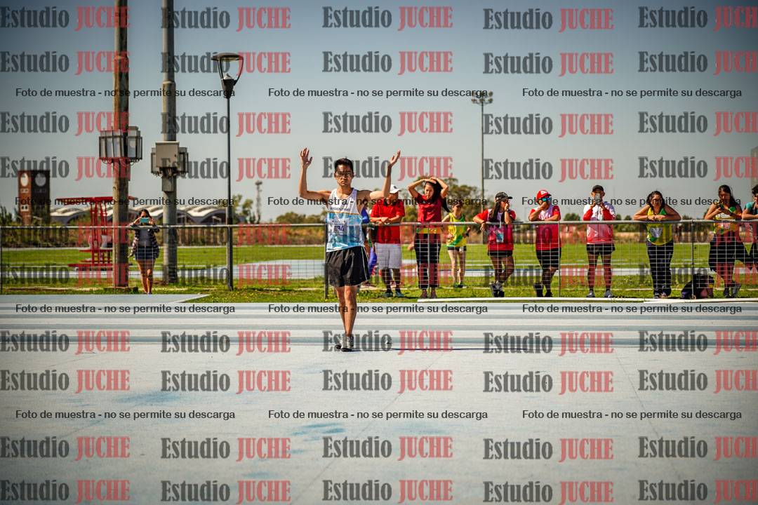 Fotos del salto en alto de varones LIBRE - FINAL
