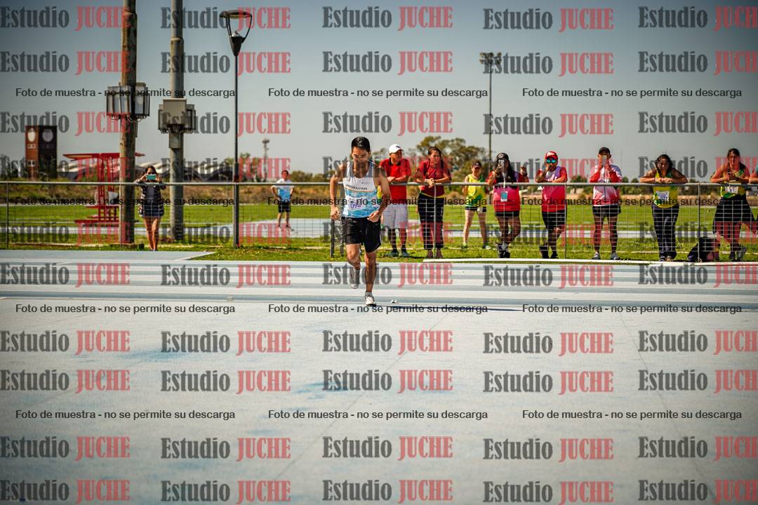 Fotos del salto en alto de varones LIBRE - FINAL