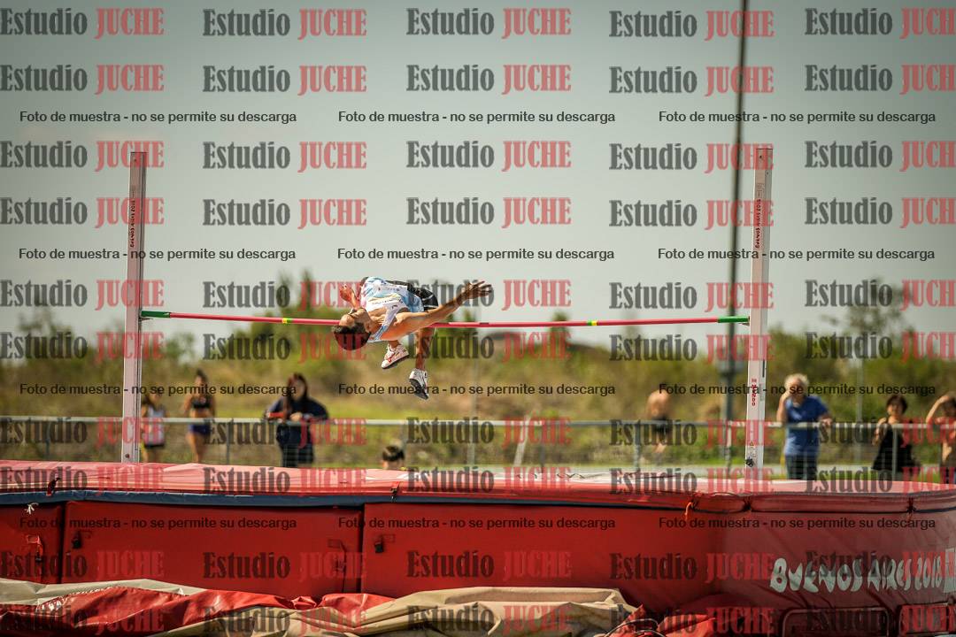 Fotos del salto en alto de varones LIBRE - FINAL