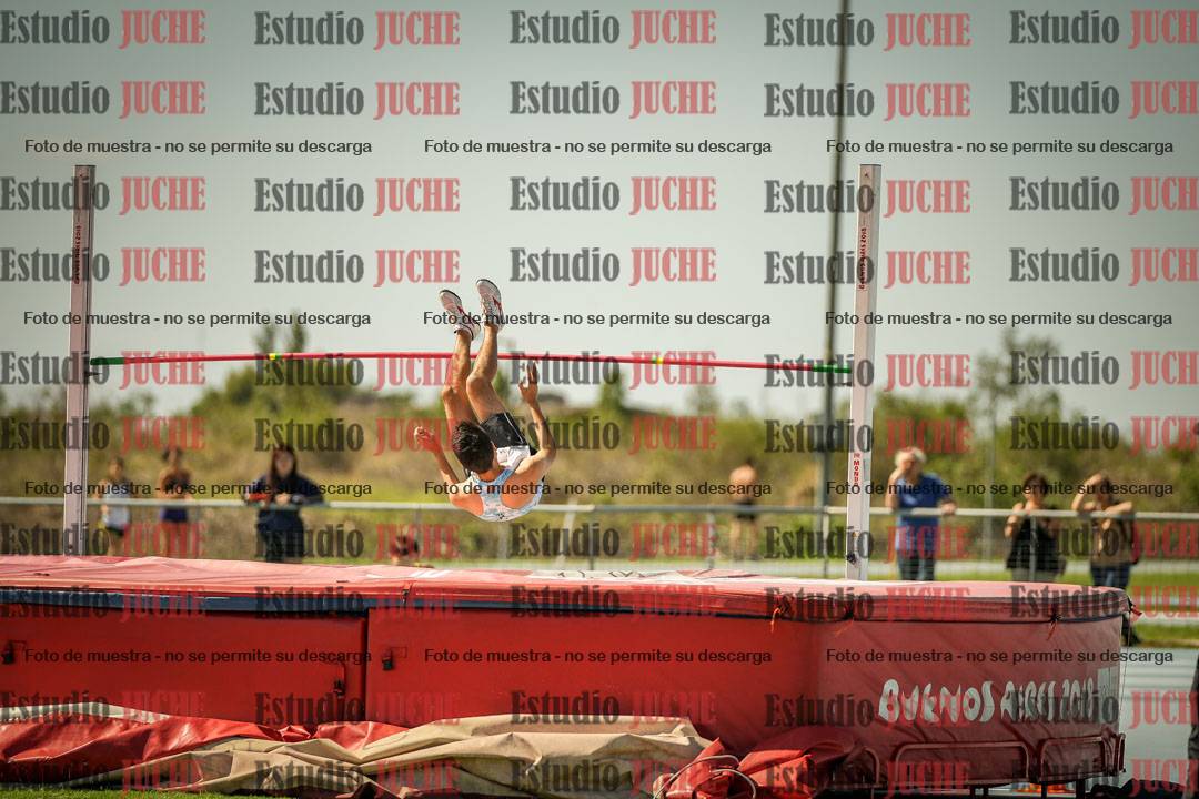 Fotos del salto en alto de varones LIBRE - FINAL