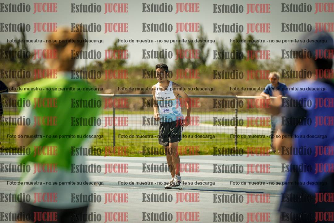 Fotos del salto en alto de varones LIBRE - FINAL