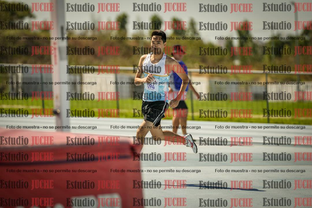 Fotos del salto en alto de varones LIBRE - FINAL