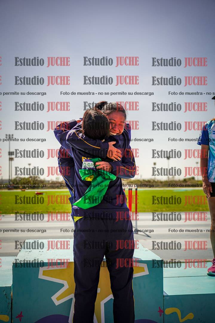Fotos de algunos podios y extras del torneo