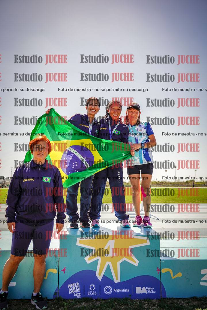 Fotos de algunos podios y extras del torneo