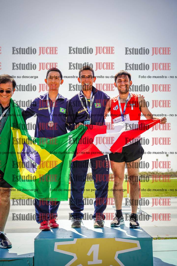 Fotos de algunos podios y extras del torneo