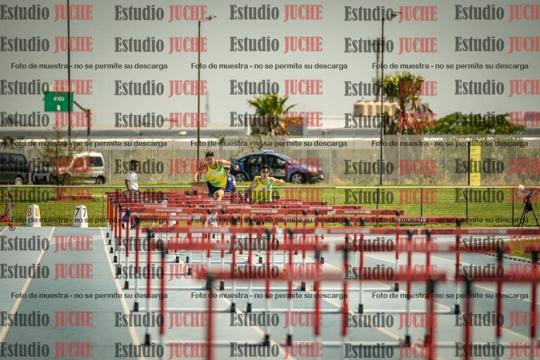 Fotos de los 110mts con vallas de varones LIBRE - FINAL