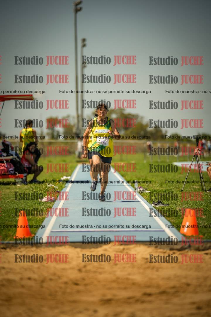 Fotos del salto en largo de mujeres LIBRE/MASTER - FINAL