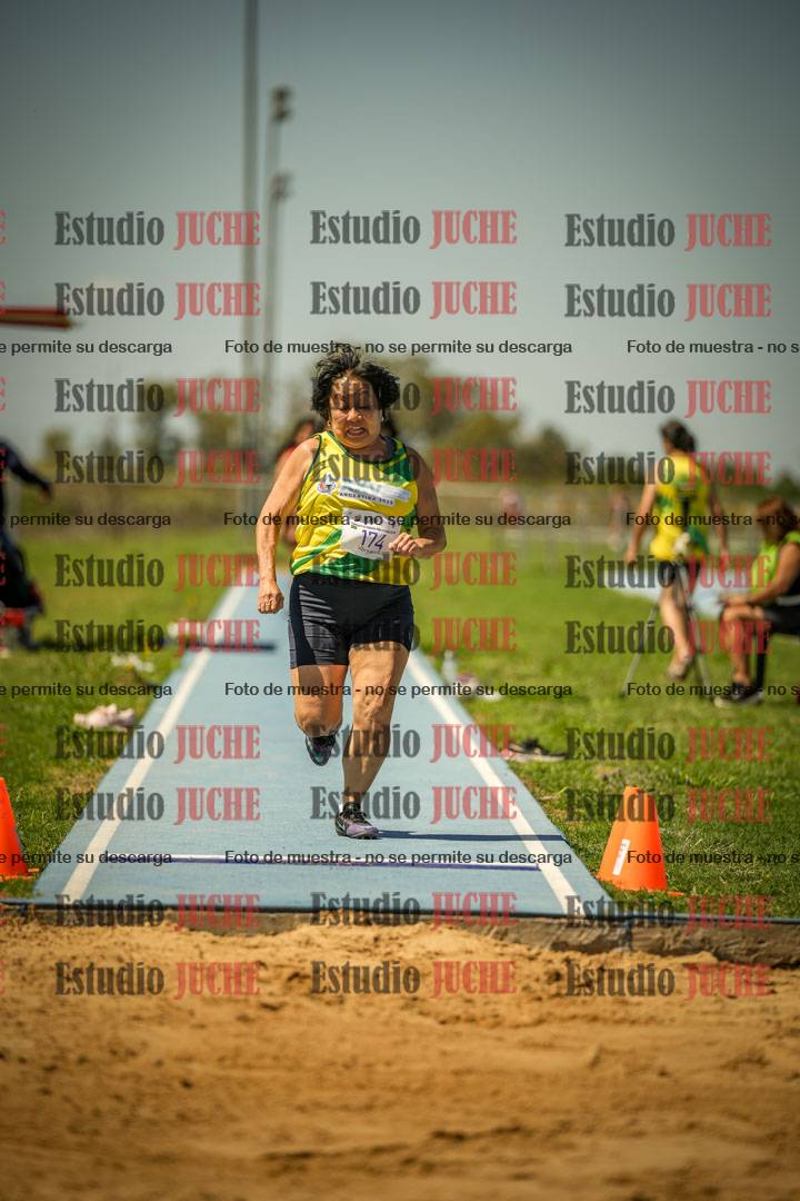 Fotos del salto en largo de mujeres LIBRE/MASTER - FINAL