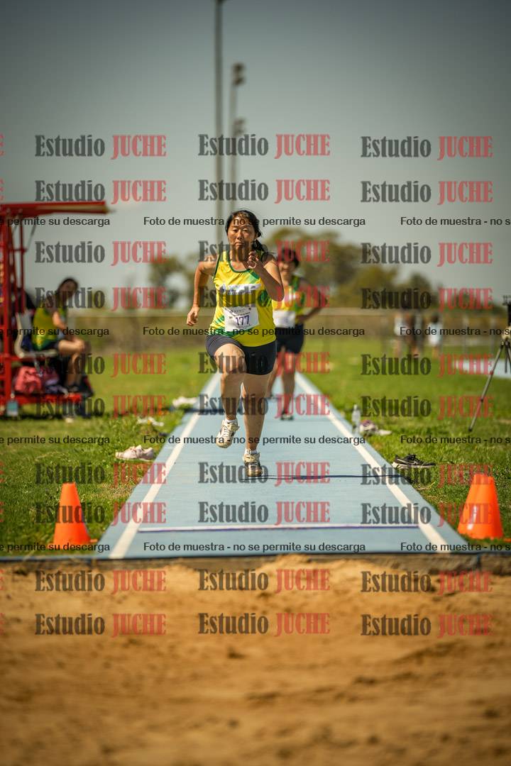Fotos del salto en largo de mujeres LIBRE/MASTER - FINAL