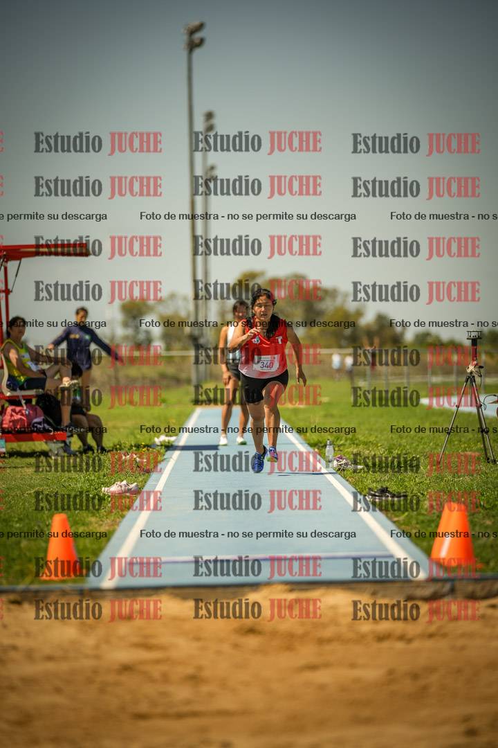 Fotos del salto en largo de mujeres LIBRE/MASTER - FINAL