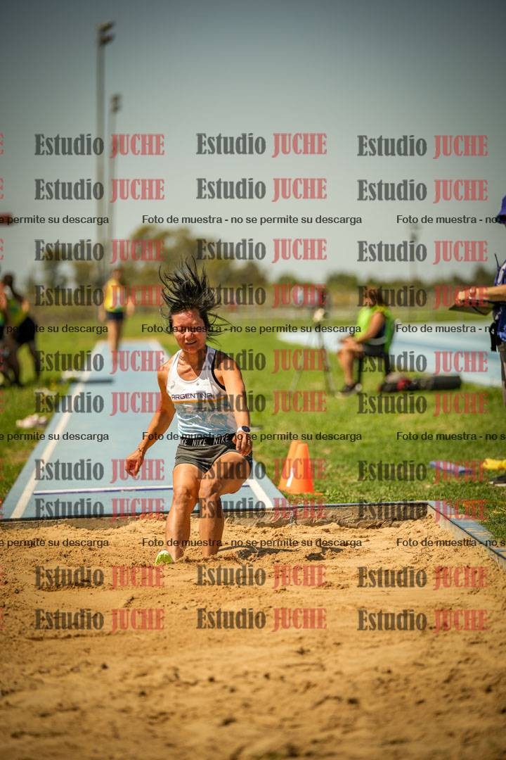Fotos del salto en largo de mujeres LIBRE/MASTER - FINAL