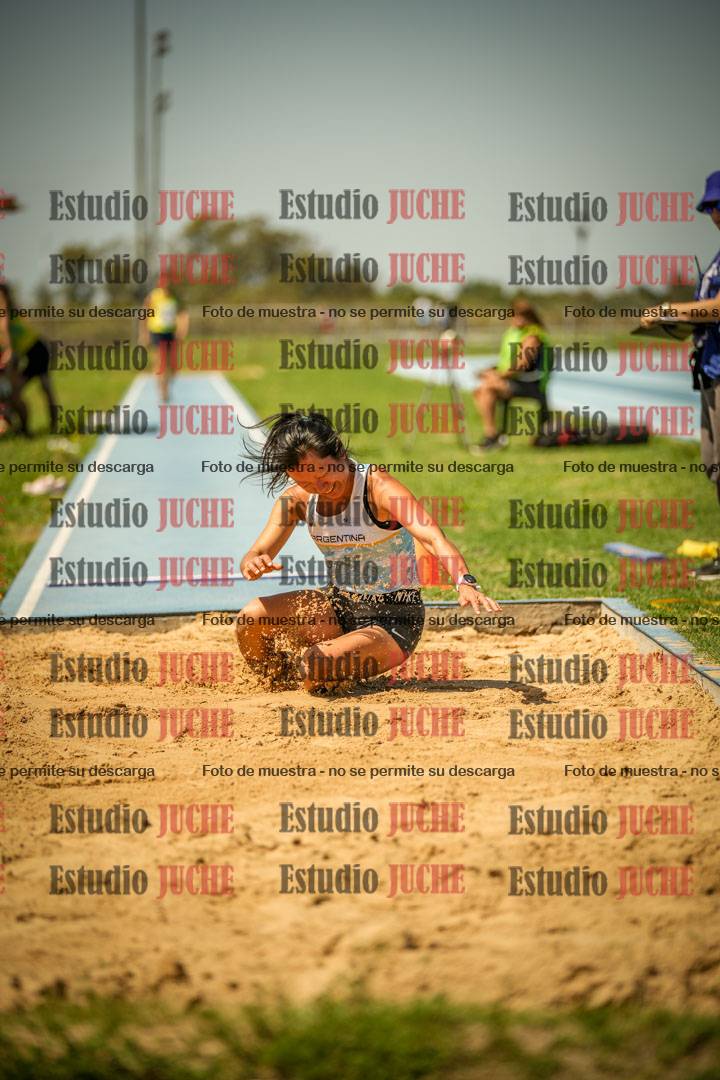 Fotos del salto en largo de mujeres LIBRE/MASTER - FINAL