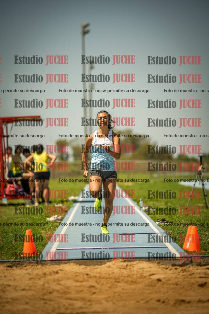 Fotos del salto en largo de mujeres LIBRE/MASTER - FINAL