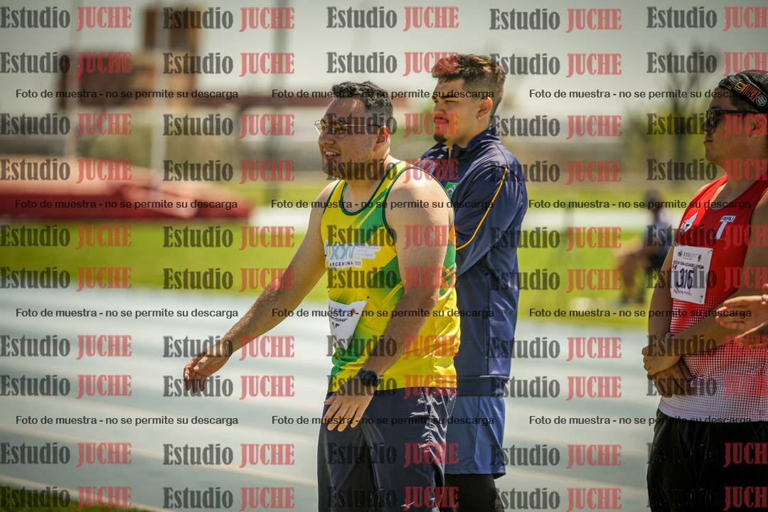Fotos de algunos podios y extras del torneo