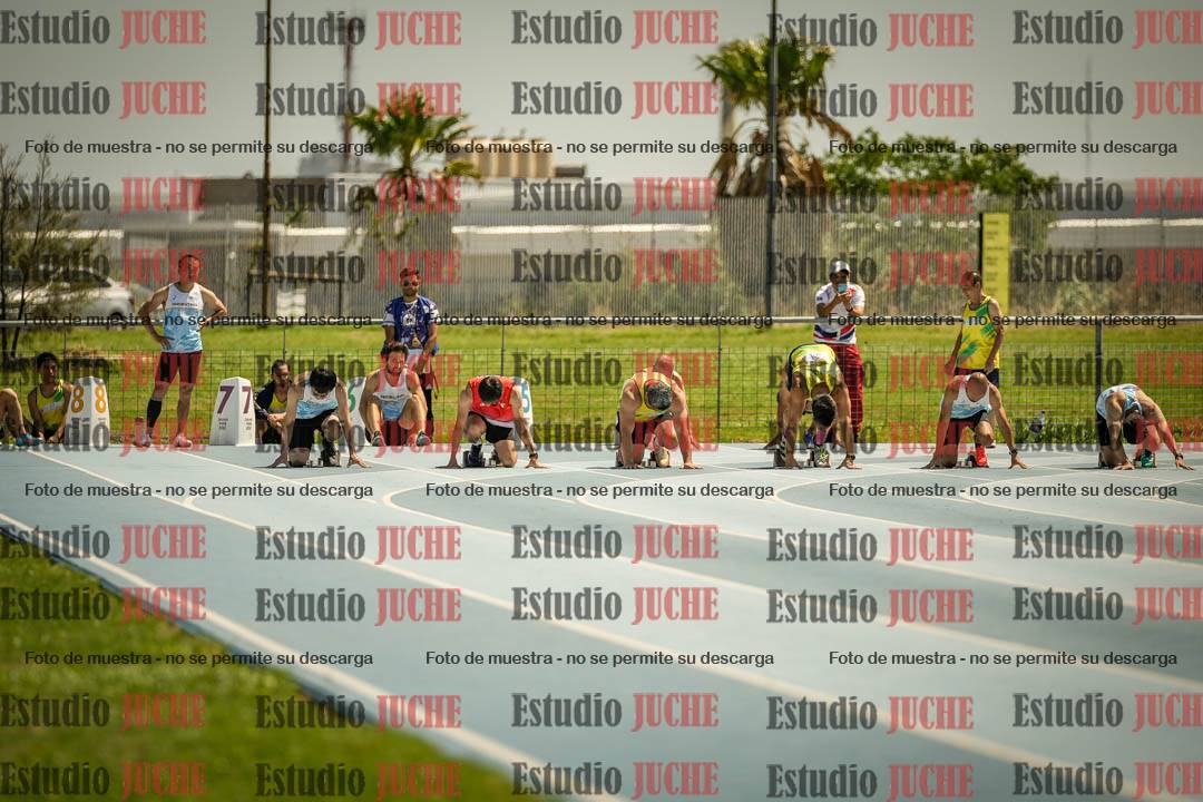 Fotos de los 100mts llanos de varones MASTER - FINAL (1 y 2)